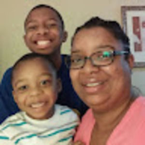 Meet your Posher, Crystal